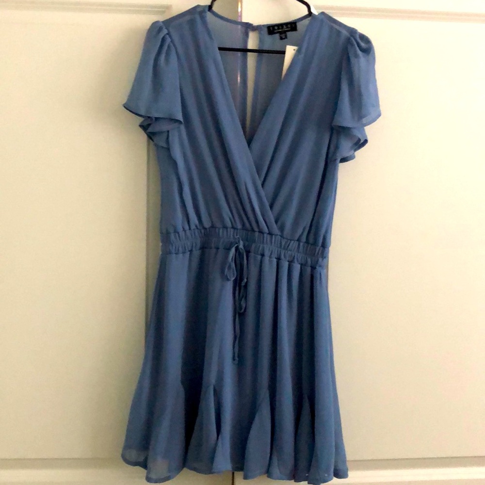 Medium , Never Worn Francesca’s Dress! Light Blue